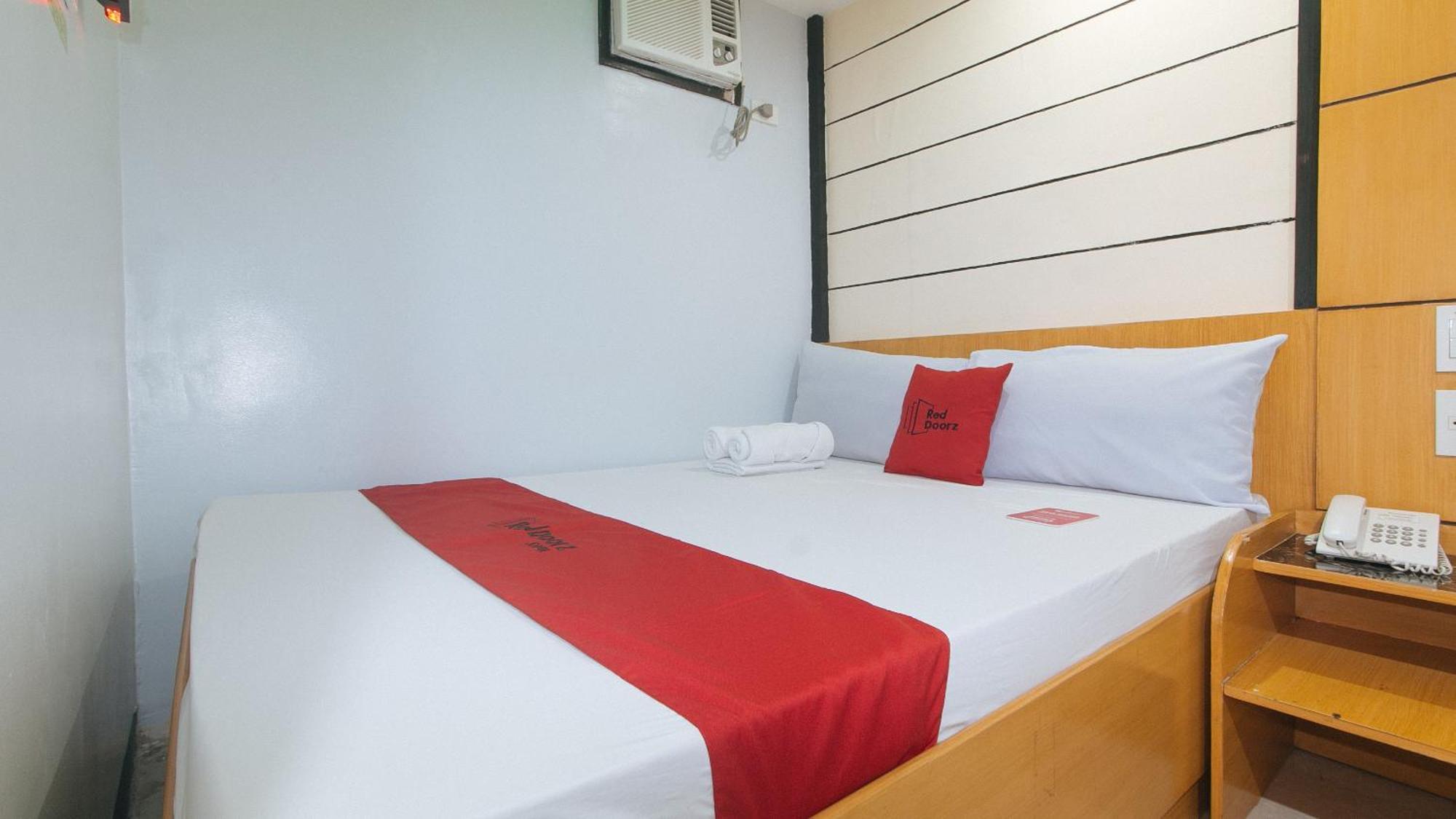 Reddoorz At Ranchotel Alabang Muntinlupa City Exterior photo