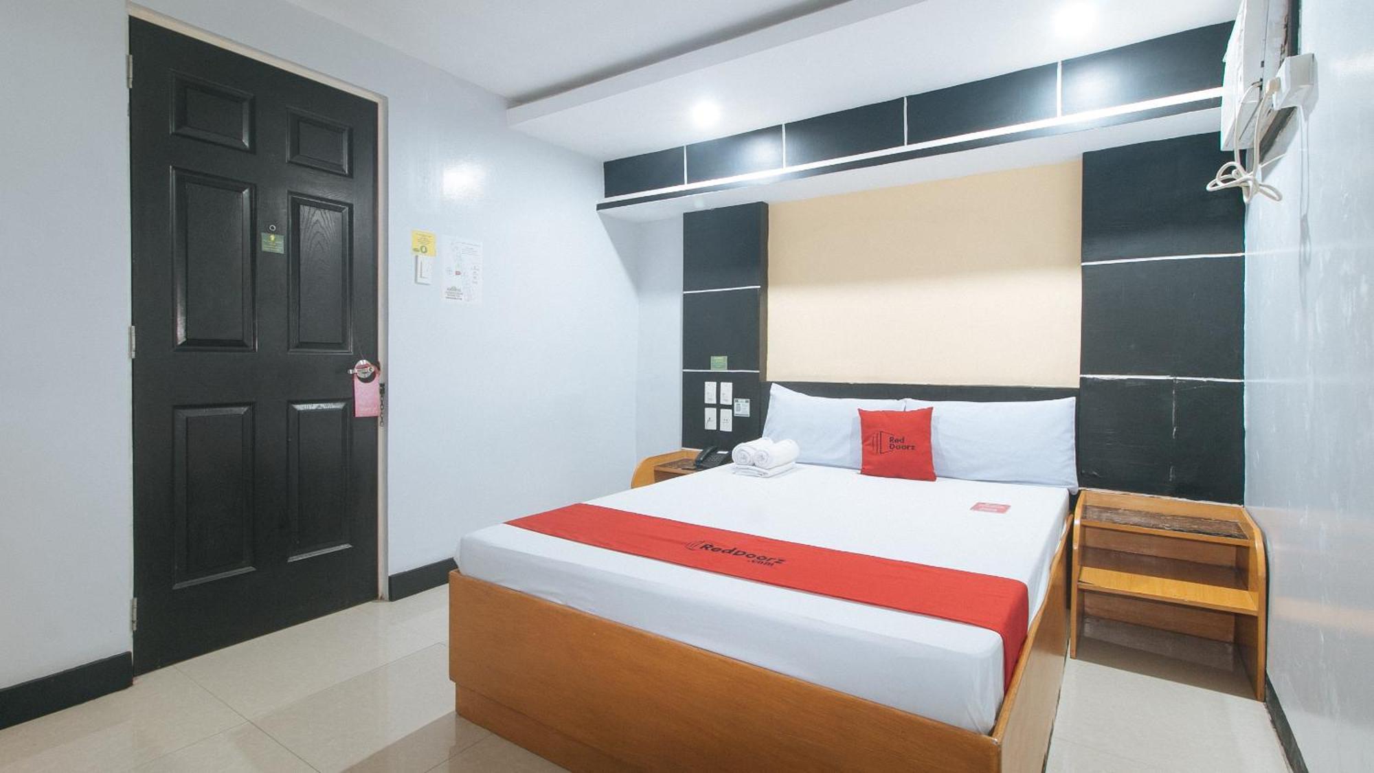 Reddoorz At Ranchotel Alabang Muntinlupa City Exterior photo
